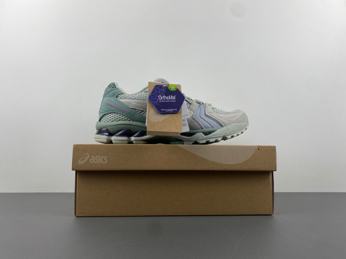 As*ic*ss shoes