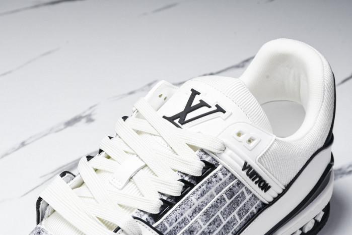 L&V SNEAKERS