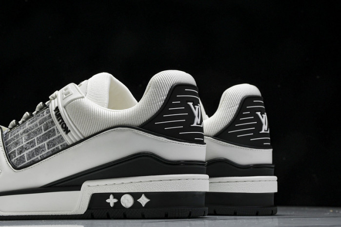 L&V SNEAKERS