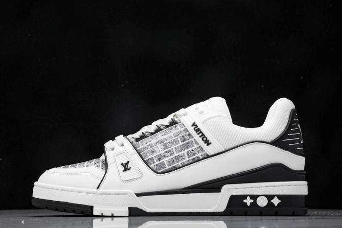 L&V SNEAKERS