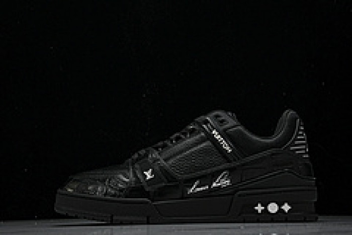 L&V SNEAKERS