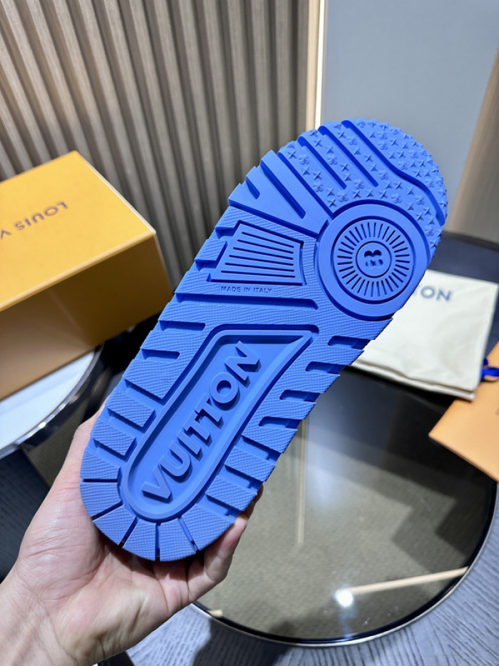 L&V SNEAKERS