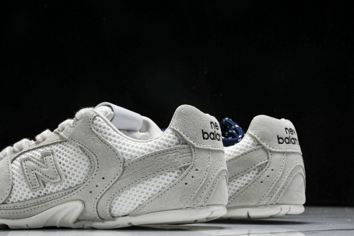 New Balance Mi­u
