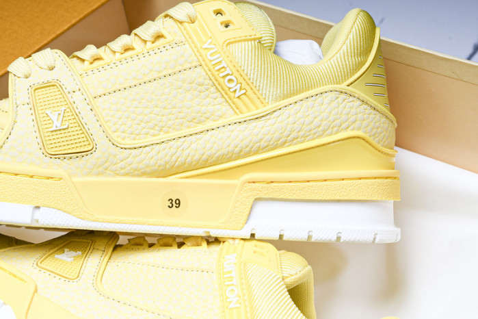 L&V SNEAKERS