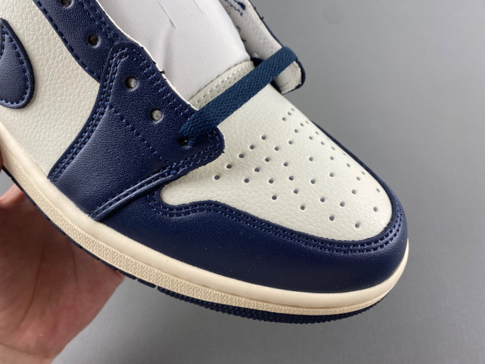 Air Jordan 1 Low CZ0790-400