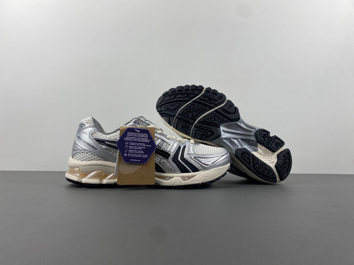 As*ic*ss shoes
