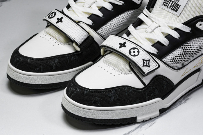 L&V SNEAKERS