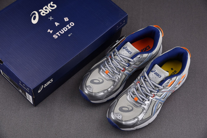 As*ic*ss shoes