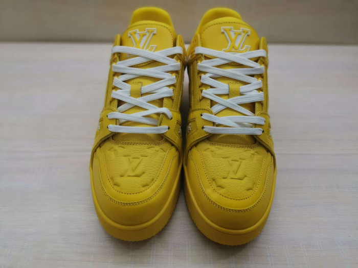 L&V SNEAKERS