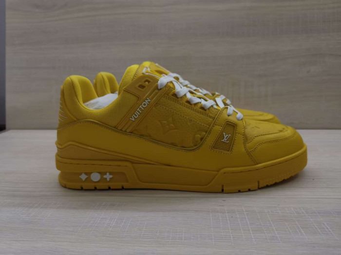 L&V SNEAKERS
