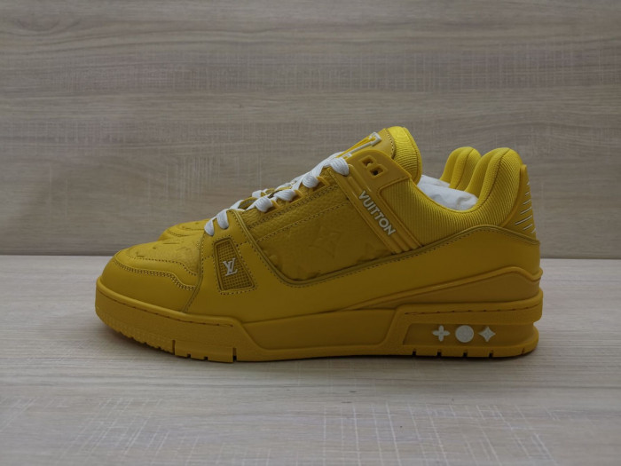 L&V SNEAKERS