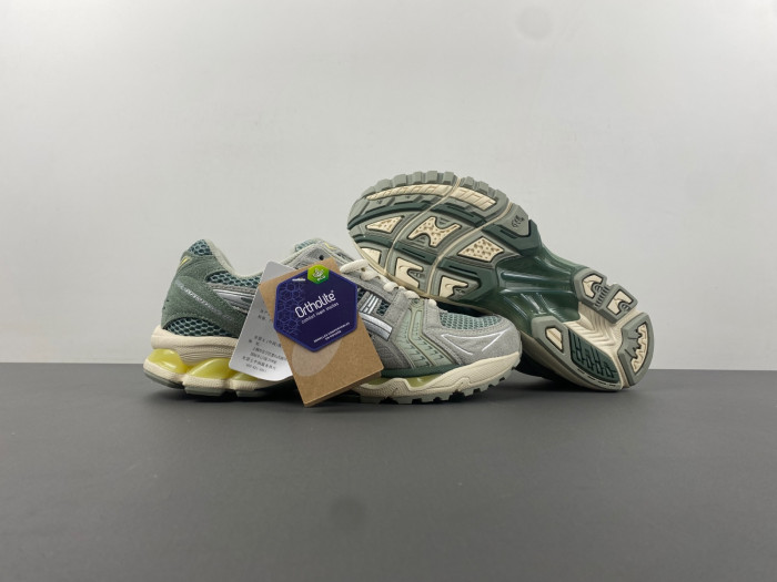 As*ic*ss shoes