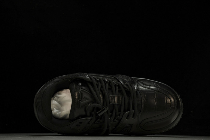 L&V SNEAKERS