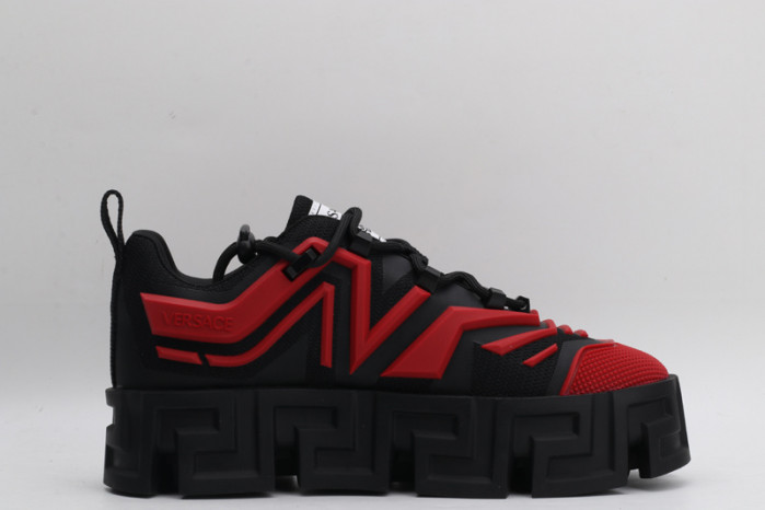 VER DESIGNER SNEAKERS