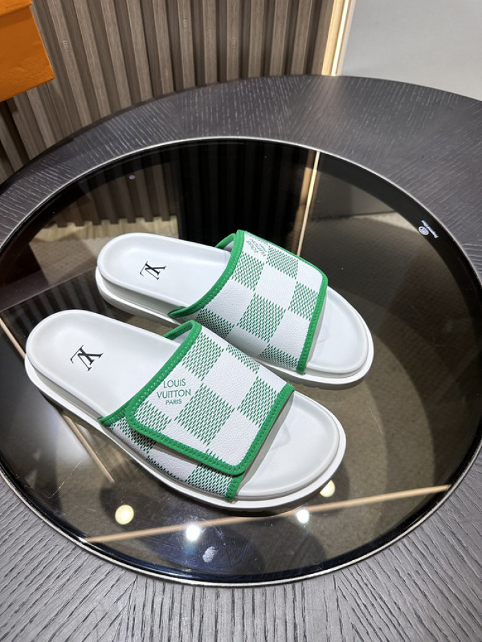 L&V SLIPPERS