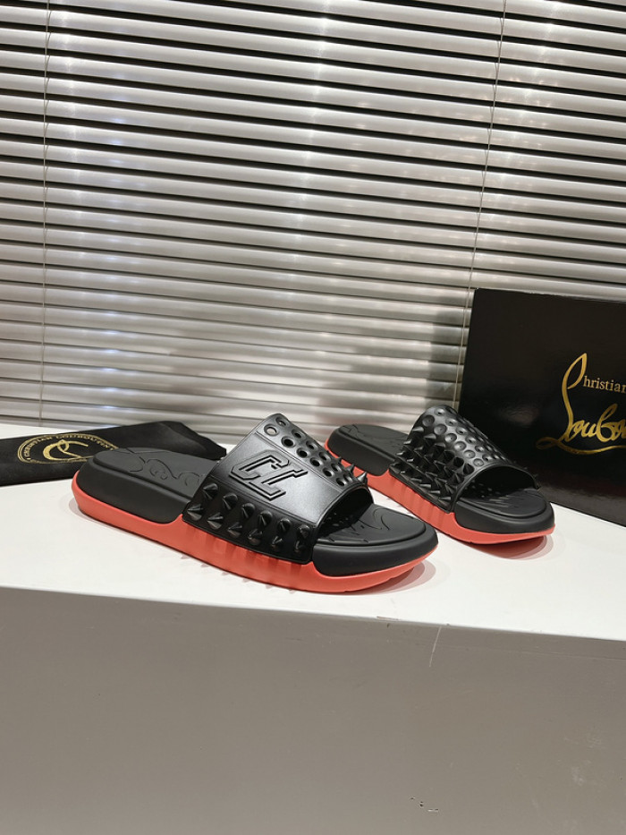 CL SLIPPERS
