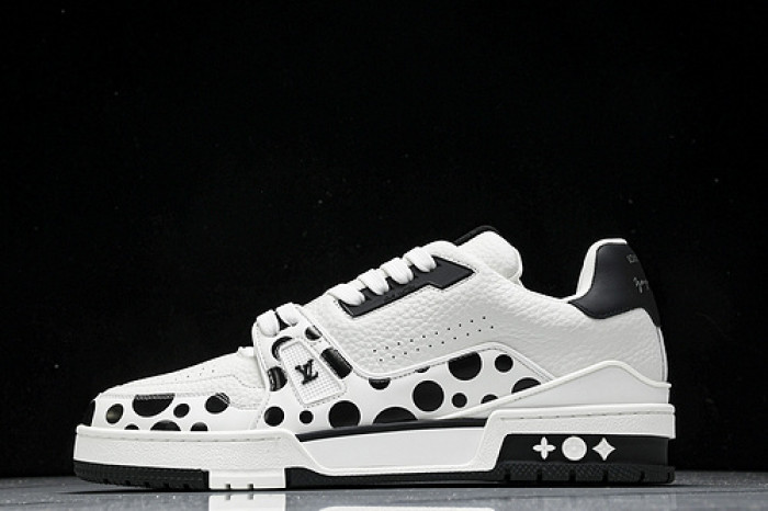 L&V SNEAKERS