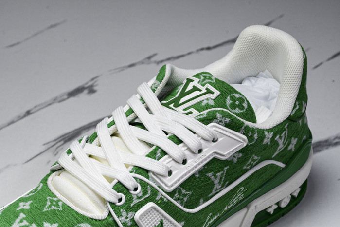 L&V SNEAKERS