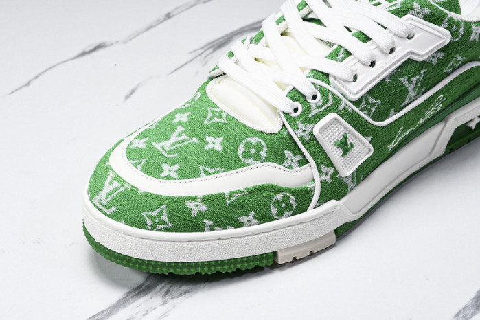 L&V SNEAKERS