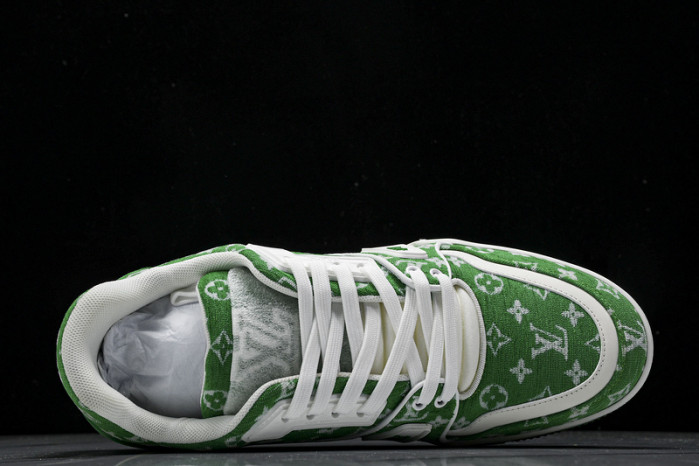 L&V SNEAKERS