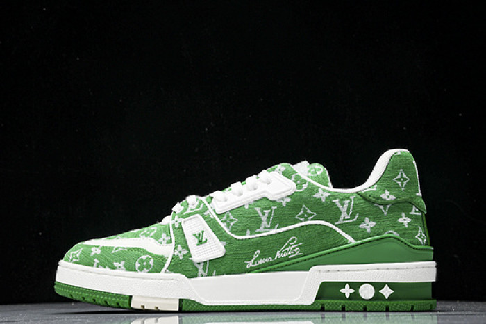 L&V SNEAKERS