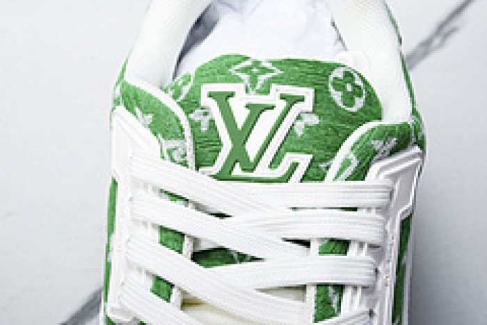 L&V SNEAKERS