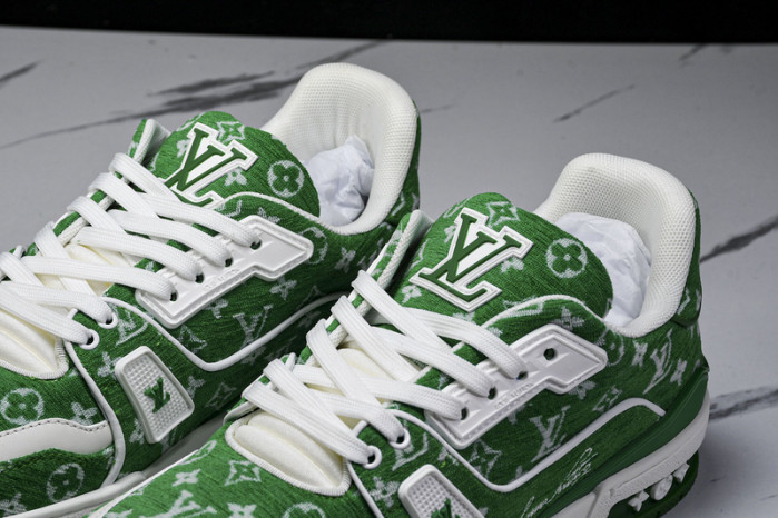 L&V SNEAKERS