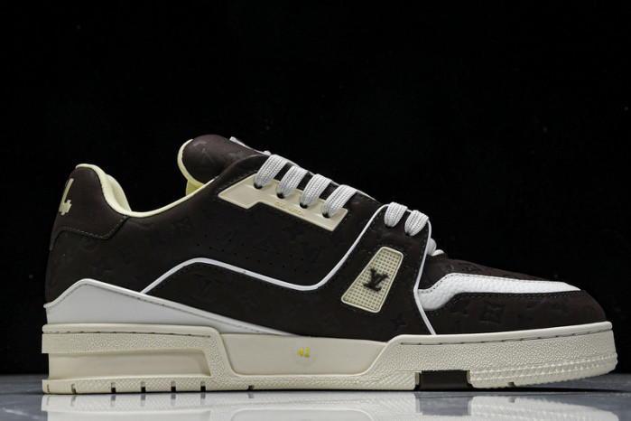 L&V SNEAKERS