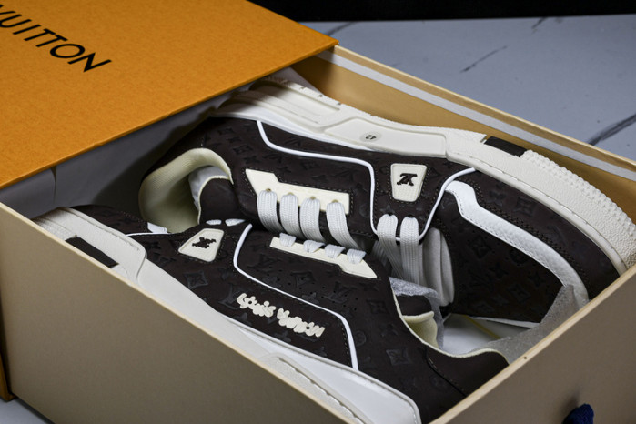 L&V SNEAKERS