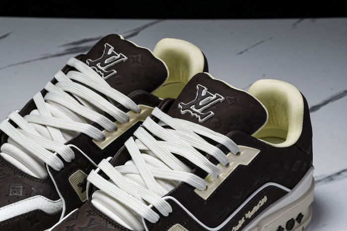 L&V SNEAKERS