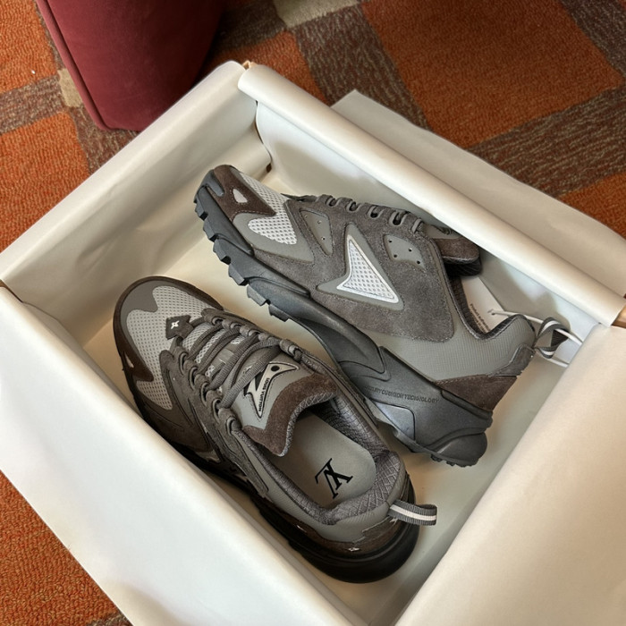 L&V SNEAKERS