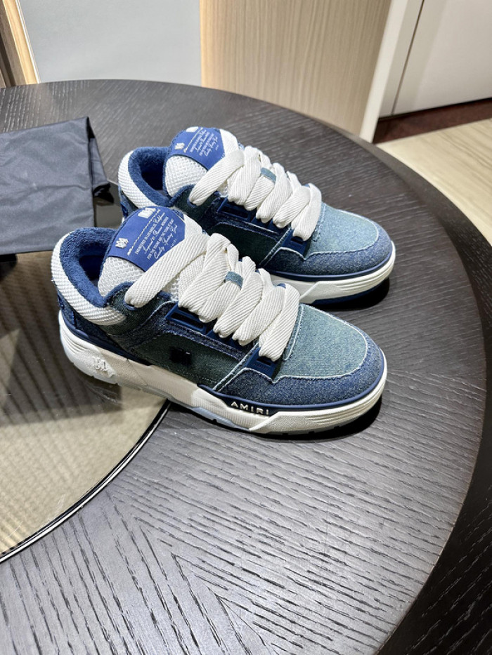 AM1R1 SNEAKERS