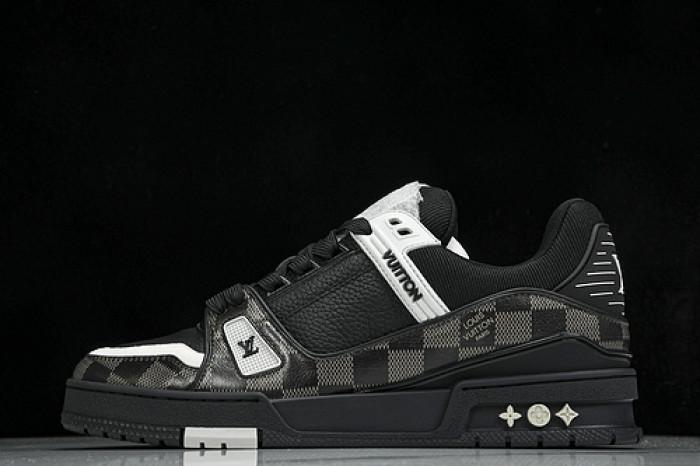 L&V SNEAKERS