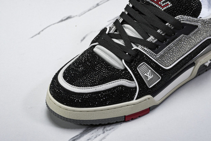 L&V SNEAKERS