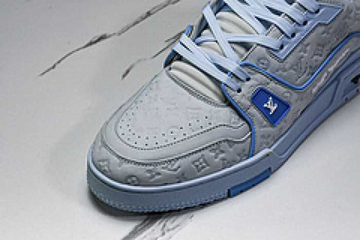L&V SNEAKERS