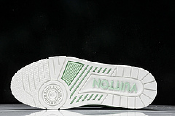 L&V SNEAKERS