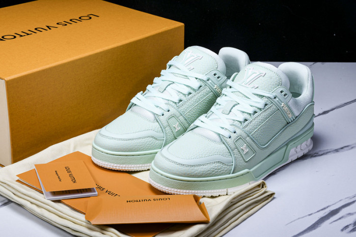 L&V SNEAKERS
