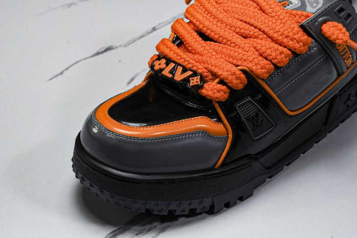 L&V SNEAKERS