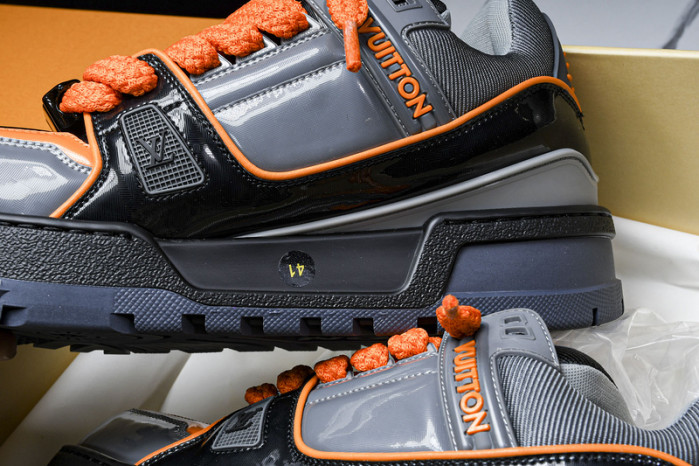 L&V SNEAKERS