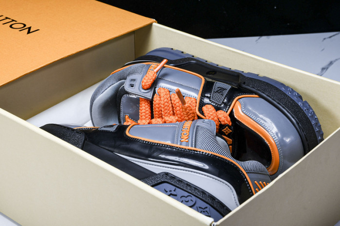 L&V SNEAKERS