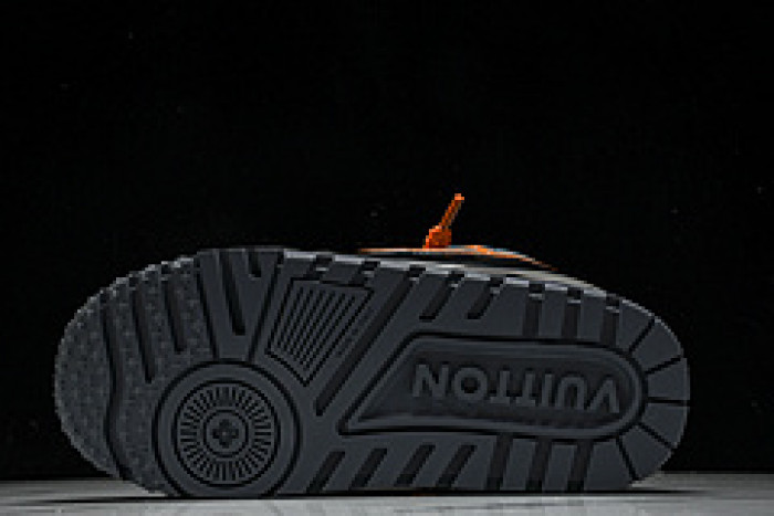 L&V SNEAKERS