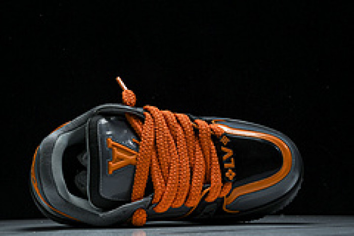 L&V SNEAKERS