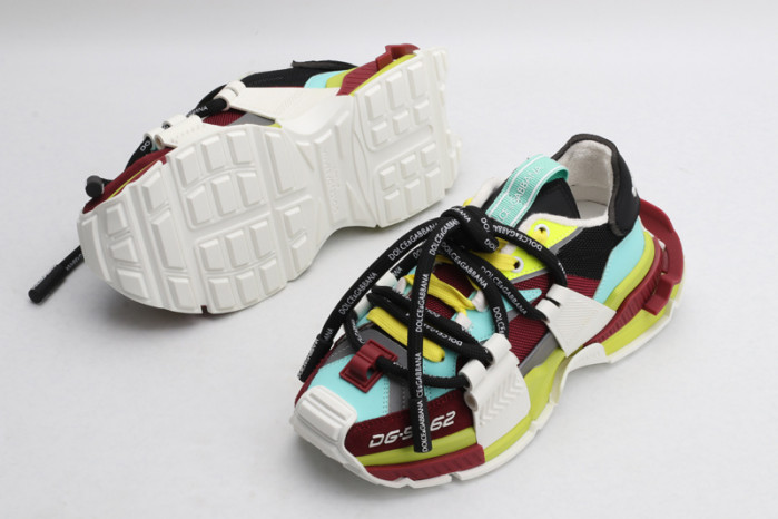 DG sneaker