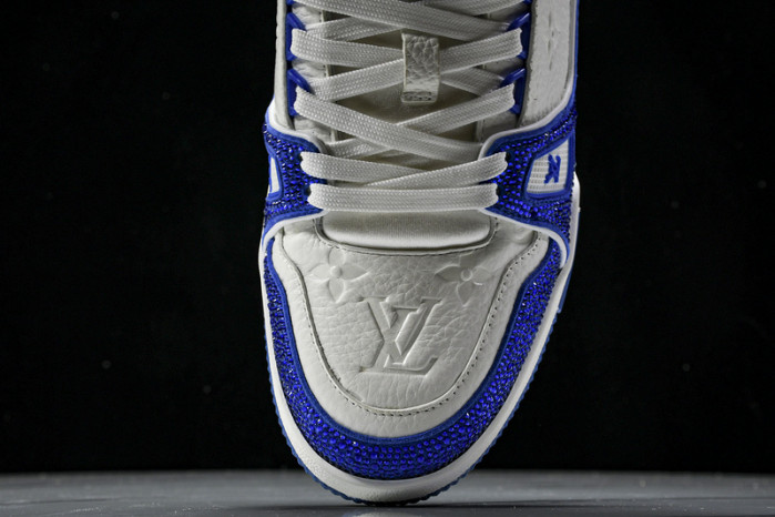 L&V SNEAKERS