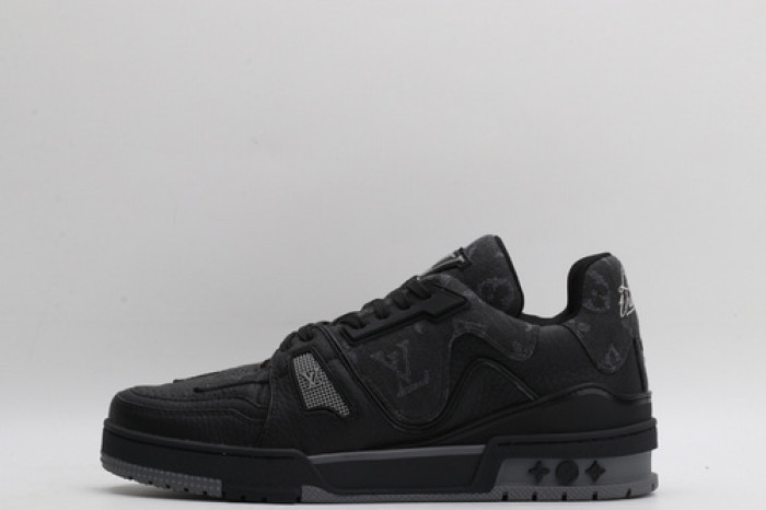 L&V SNEAKERS