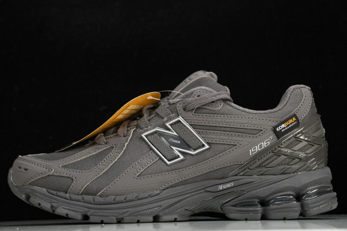 New Balance 1906