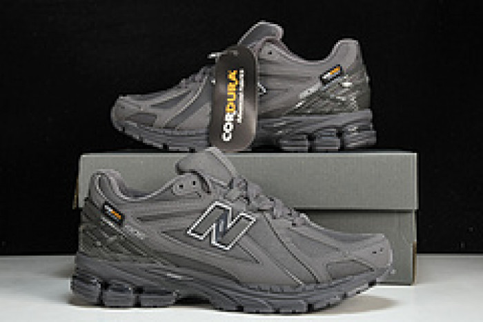 New Balance 1906