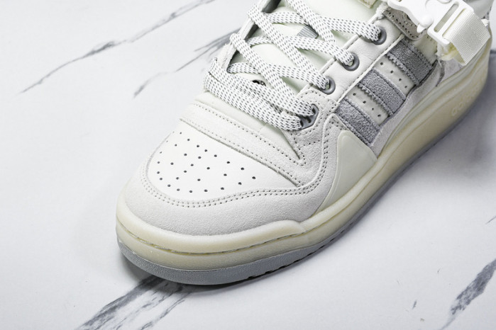 Bad Bunny Forum Low HQ2153