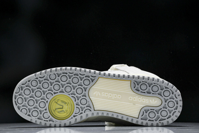 Bad Bunny Forum Low HQ2153