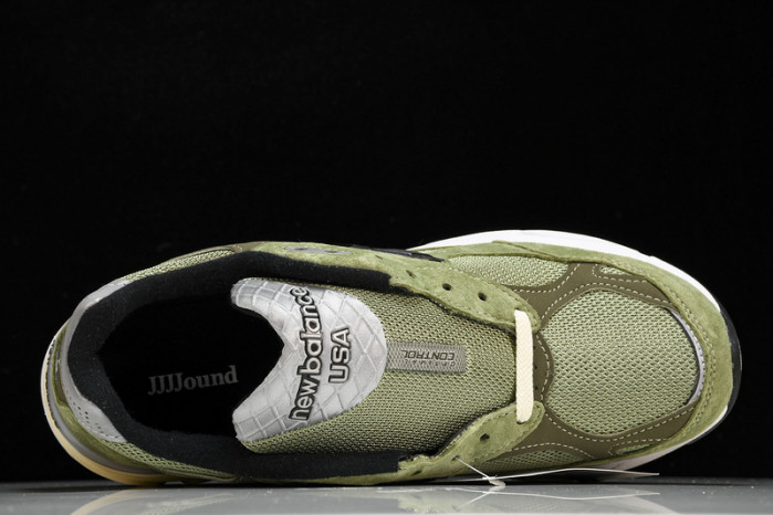 New Balance 990